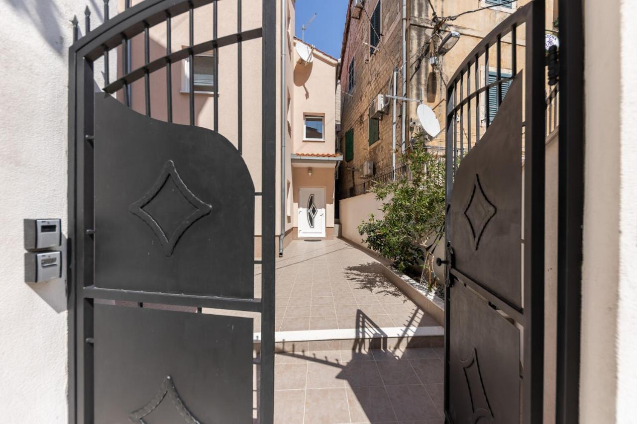 Apartment Sergio Сплит Экстерьер фото