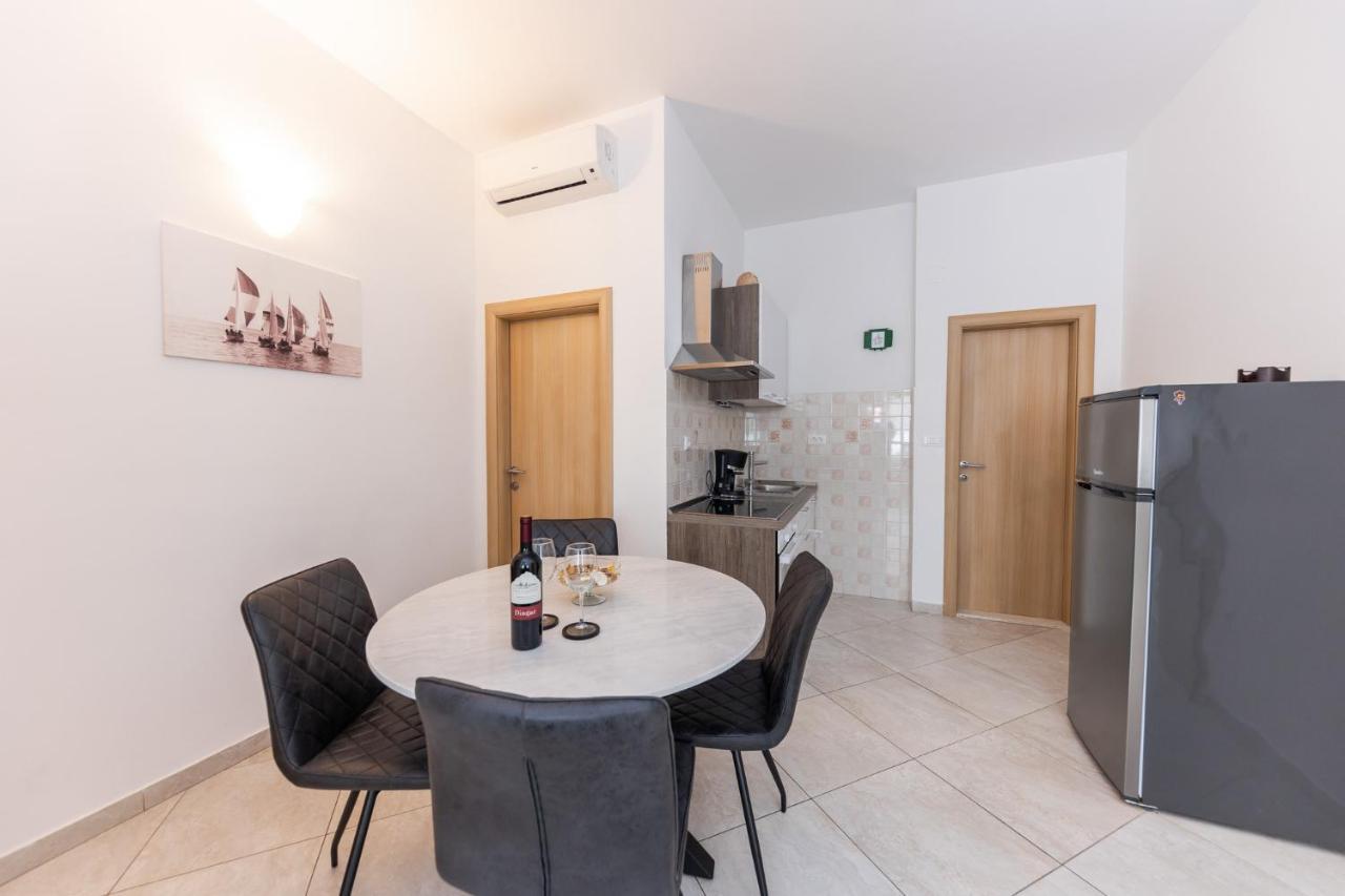 Apartment Sergio Сплит Экстерьер фото